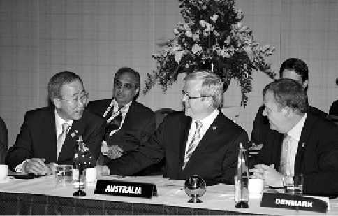 The Australian Prime Minister, Kevin Rudd (centre), is joined by the Secretary-General, Ban Ki-moon (left), and the Danish Prime Minister, Lars Løkke Rasmussen, during the 2009 Commonwealth Heads of Government Meeting in Port of Spain, to urge world leaders' support for a legally binding climate change treaty ahead of the 7 December UN Climate Change Conference in Copenhagen, Trinidad and Tobago, 28 November 2009. [UN Photo/Evan Schneider]