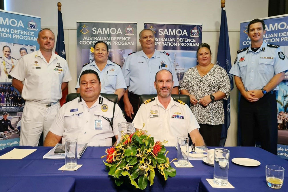 Group photo of Australian Defence Force and Australian Federal Police with officers from Samoa’s Police, Prisons and Corrections Service (SPPCS)