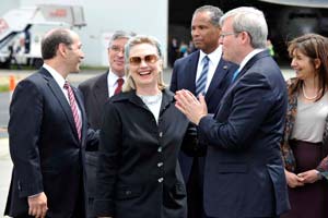A photo of Kevin Rudd greeting Hillary Clinton