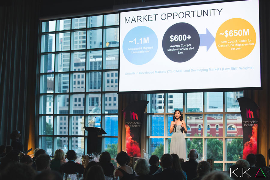 Photo of Ms Wei Sue, Co-Founder and CFO of Navi Medical Technologies, speaking on stage at the 2017 Gala Finals in Melbourne.