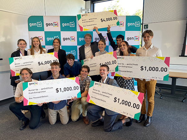 Group photo of the Prizewinners at the 2021 Gen[in] Mentor Blaze