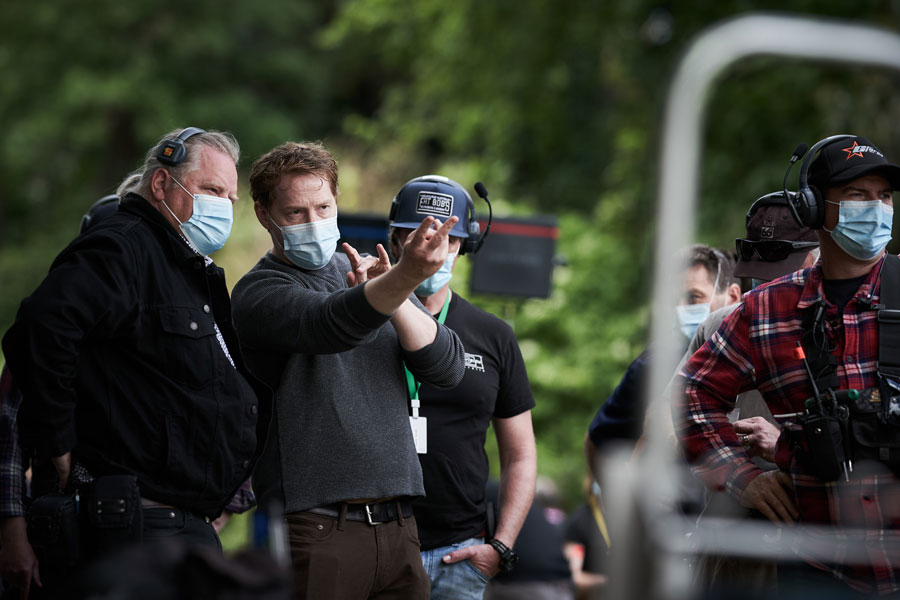 Photo of the Director of Photography, Shelly Johnson ASC in discussion with Writer, Director Producer, Mark Williams on the set of Blacklight.