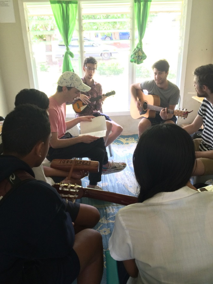 Students participate in a singing workshop at Tereora College  Photo: DFAT
