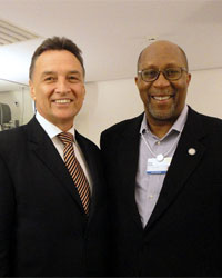 Photo of Dr Emerson and USTR, Mr Ron Kirk, Bilateral meeting in the margins of the World Economic Forum