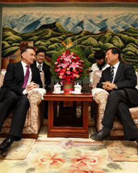 Trade Minister Dr Craig Emerson and Mr Zhang Ping, Chairman of China's National Development and Reform Commission met in Beijing on 2 November 2010