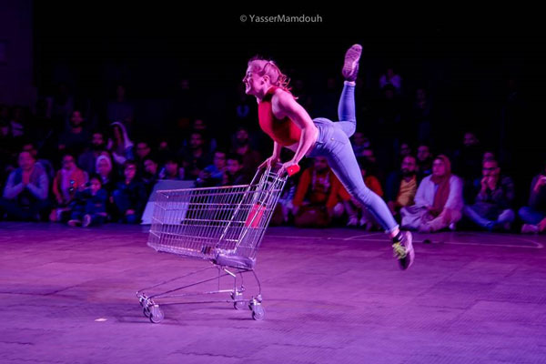 Photo of Hayley Chilvers performing.