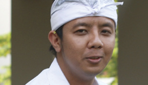 Agus Paramarta
Senior Consular and Passport Officer, Bali