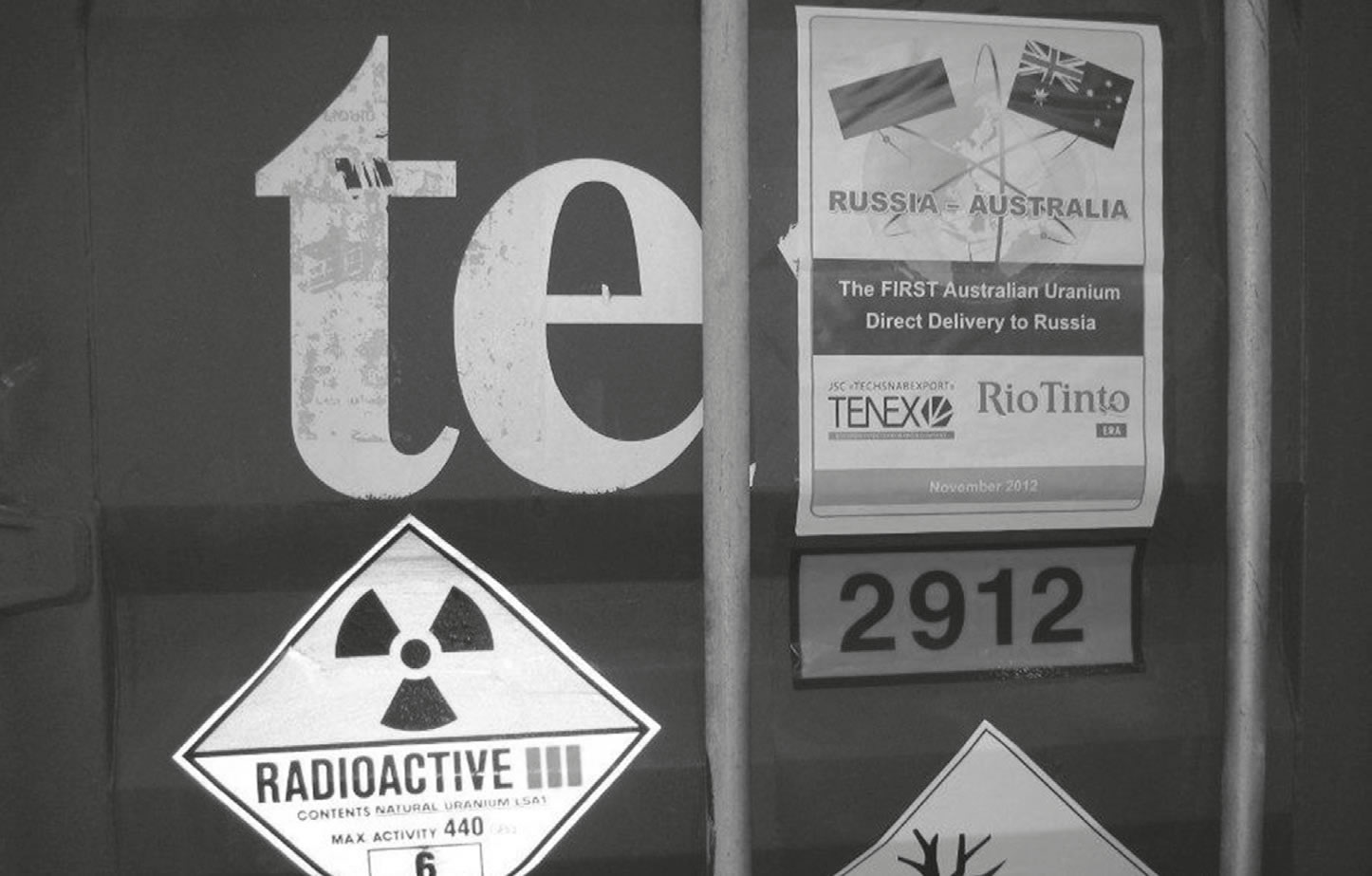 The consignment of Australian uranium ore concentrate upon arrival in the seaport of St. Petersburg in November 2012 (Photo: Russian State Atomic Energy Company 'Tenex')