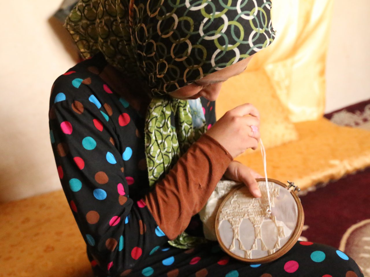 A recipient of DFAT’s Australian NGO Cooperation Program vocational training to in Afghanistan. [WORLD VISION AFGHANISTAN/Narges Ghafary]