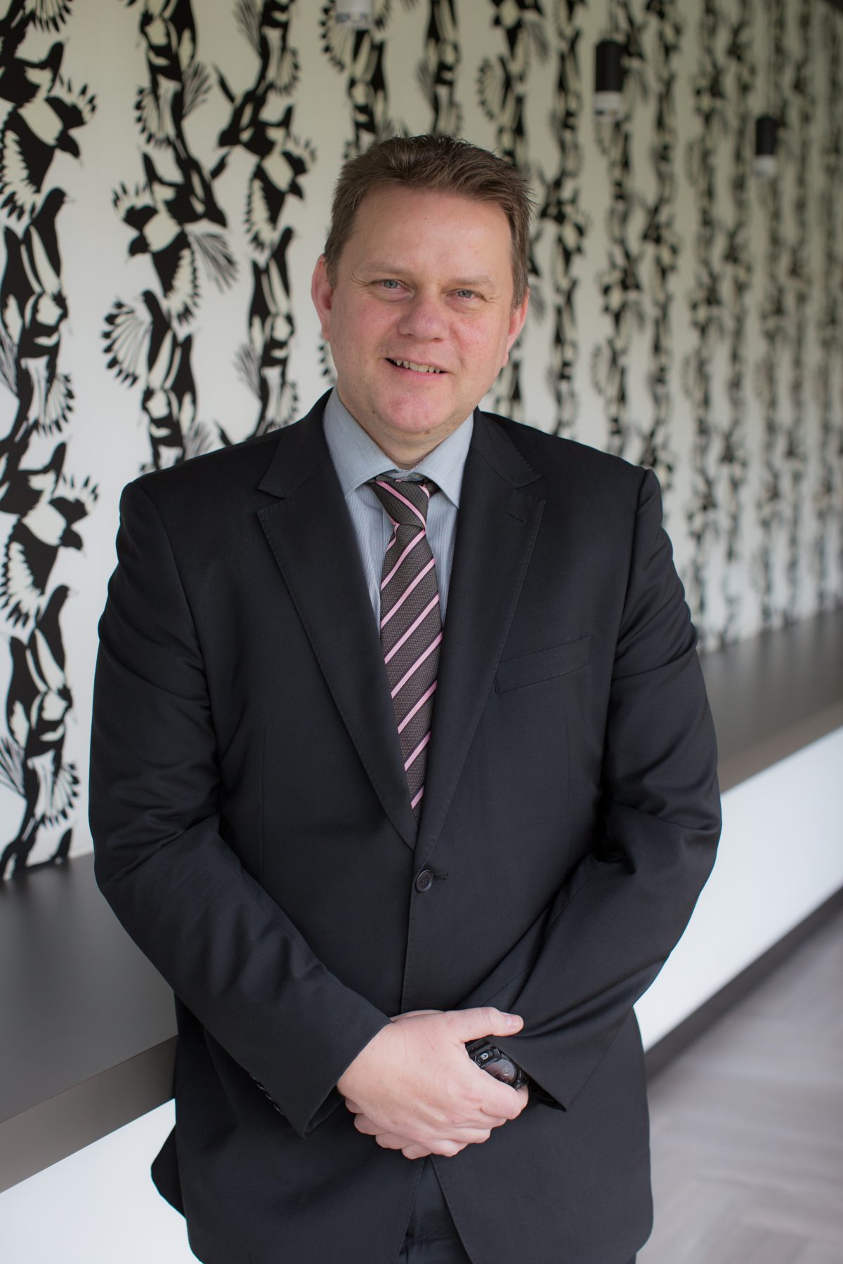 photo-profile-9_adrian_jensz_portrait-3238