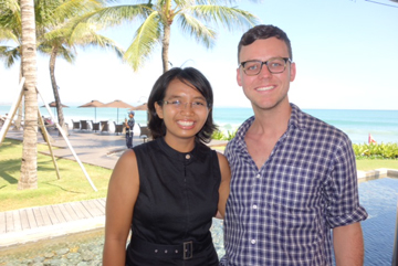 Ni Ketut Sudiani and Luke Ryan, participants in the literature exchange