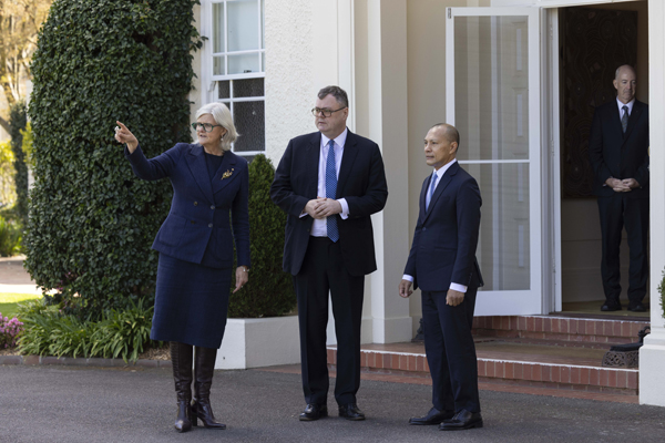 Australian representative welcomes the Ambassador of Norway on arrival for a credential presentation ceremony.