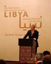 Photo of Kevin Rudd speaking from a lectern