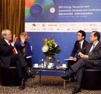 Photo of Foreign Minister Kevin Rudd in a meeting in China