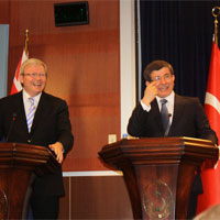 Photo of Australian Foreign Minister Kevin Rudd at joint press conference with Prof. Ahmet Davutoglu