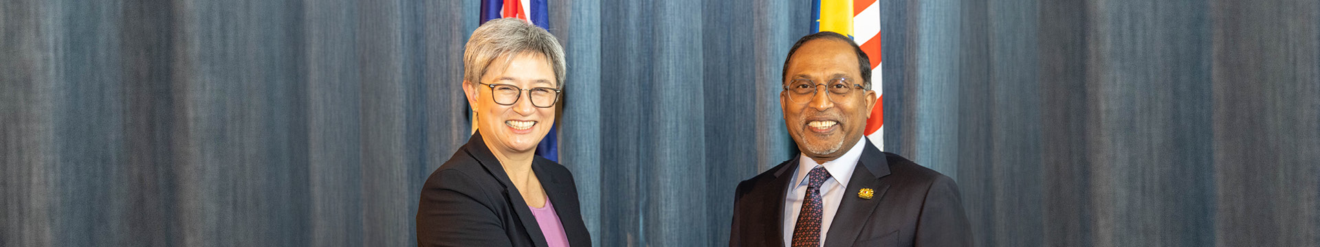 Senator Penny Wong with Malaysia's Minister of Foreign Affairs, His Excellency Dato' Seri Diraja Dr Zambry Abd Kadir