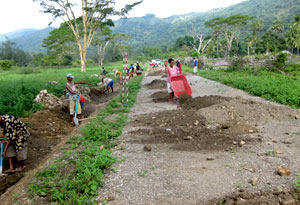 East Timorese communities working on the roads