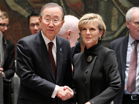 Ban Ki Moon speaking to Julie Bishop at the UNSC
