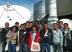 Group of Vietnamese students in Melbourne